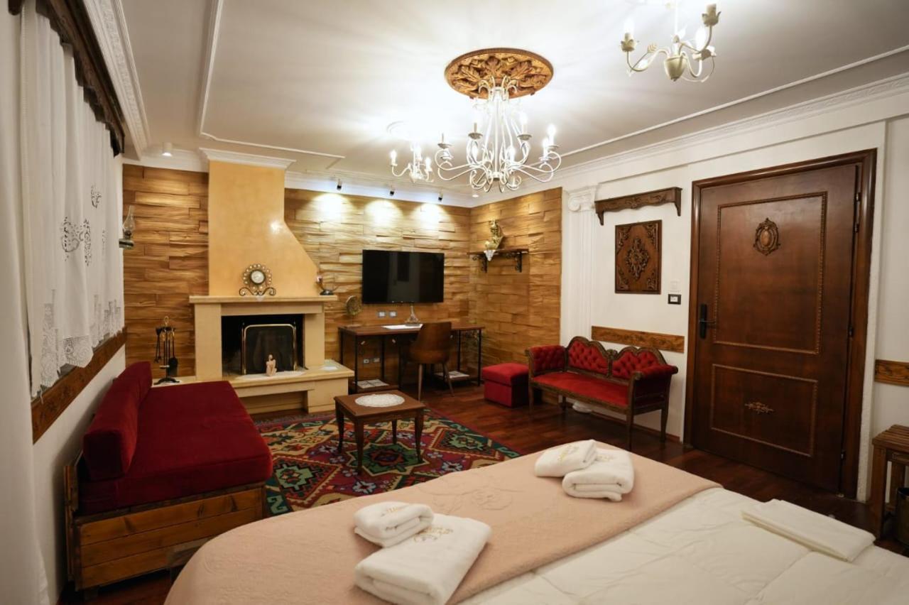 City Street Hotel Gjirokaster Luaran gambar