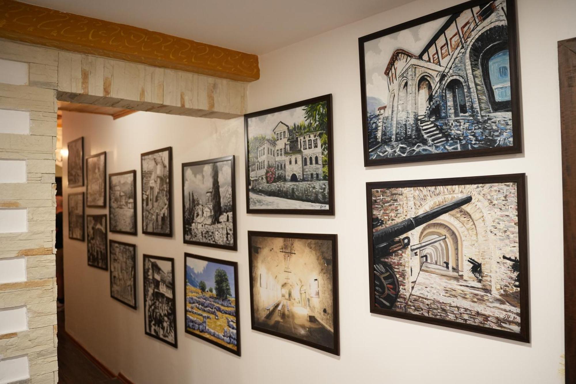 City Street Hotel Gjirokaster Luaran gambar